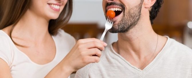 How to Eat Healthy When Your Partner Doesn't